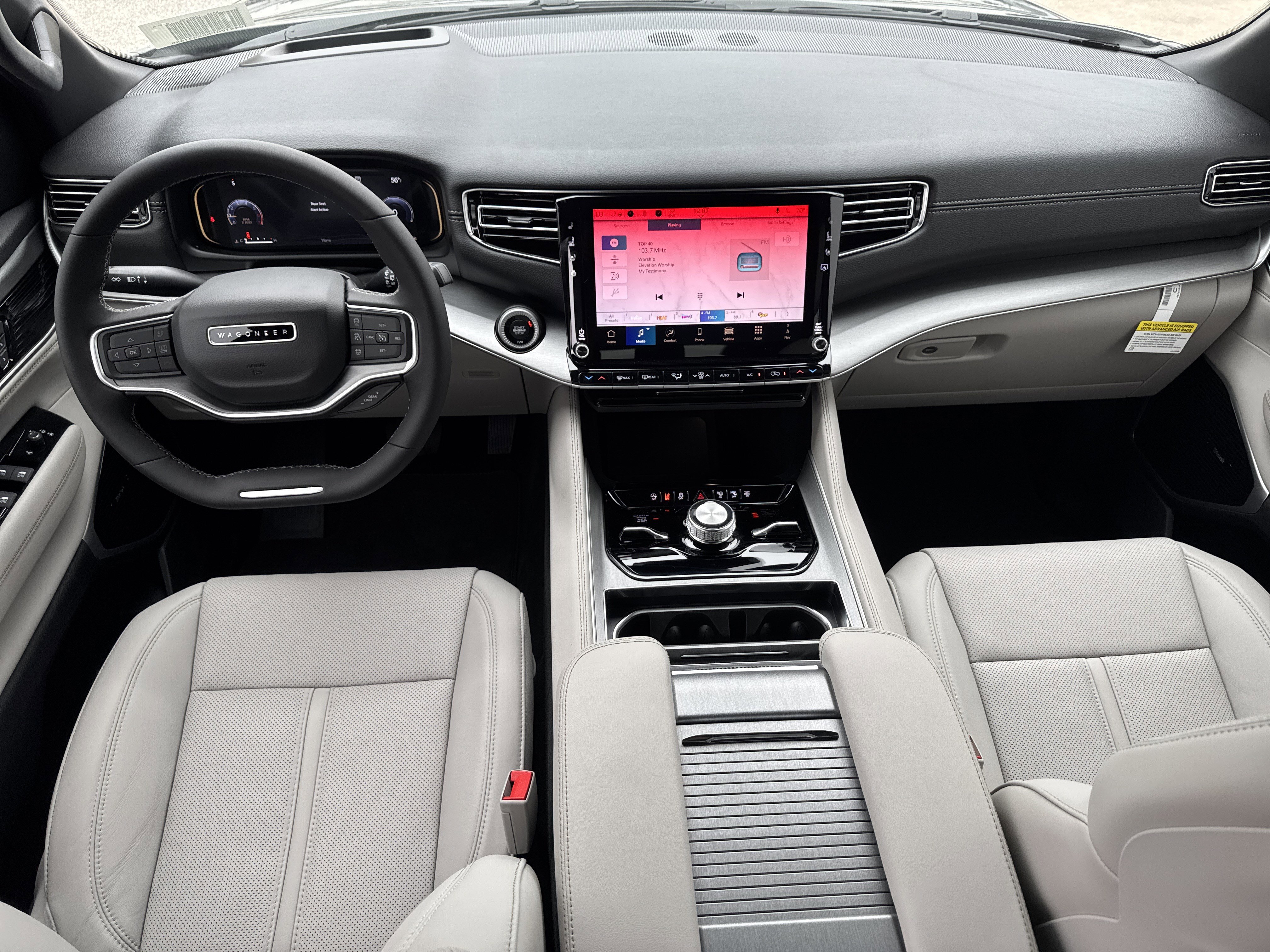 New 2025 Jeep Wagoneer Series III image 13