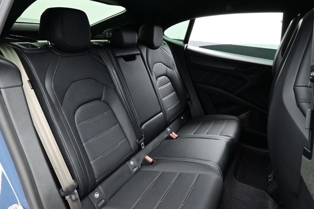 New 2026 Porsche Cayenne Turbo AWD/4WD image 15