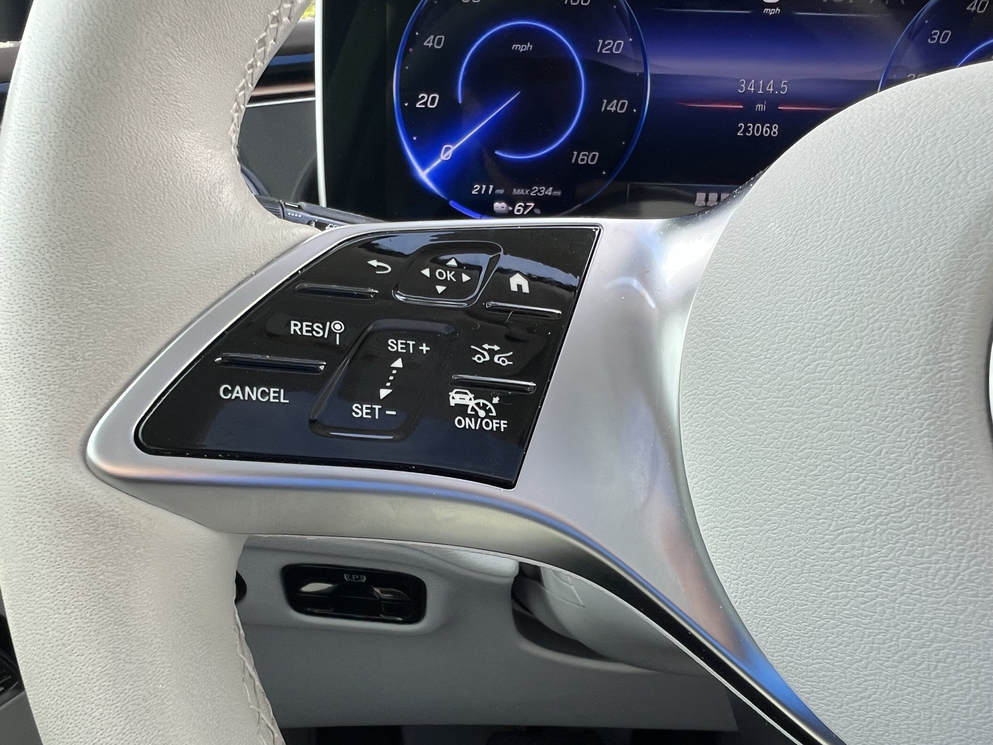 Certified 2023 Mercedes-Benz EQE 350+ SUV image 19