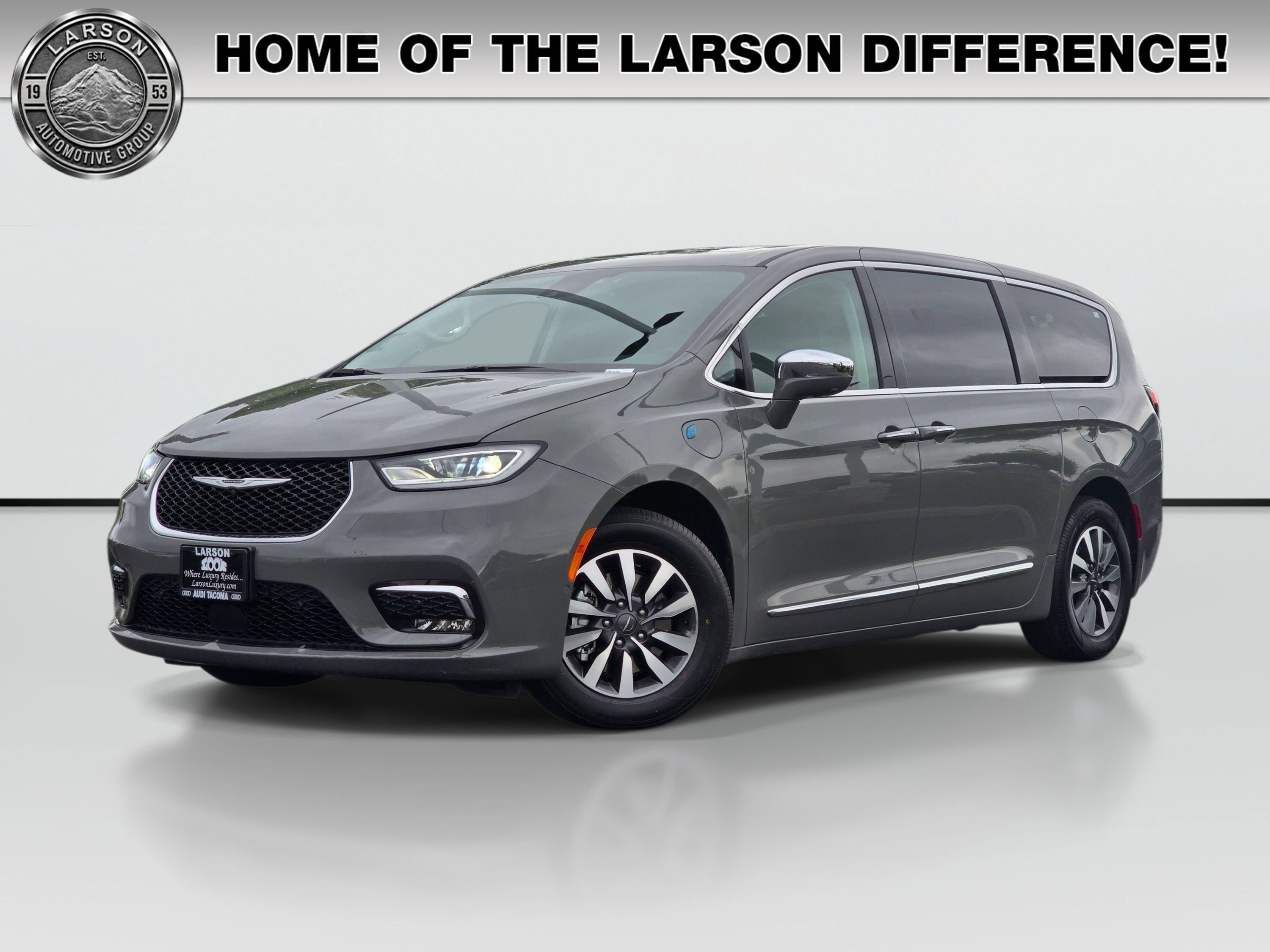 Used 2022 Chrysler Pacifica Limited