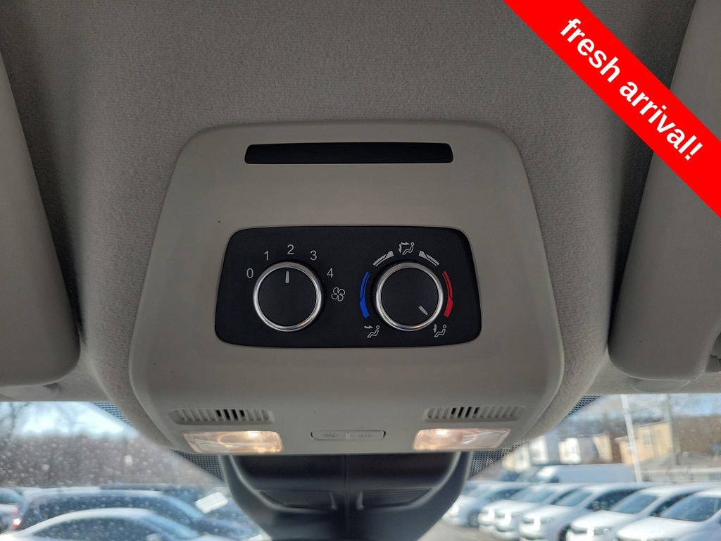 Used 2021 Ford Transit 350 XLT image 37