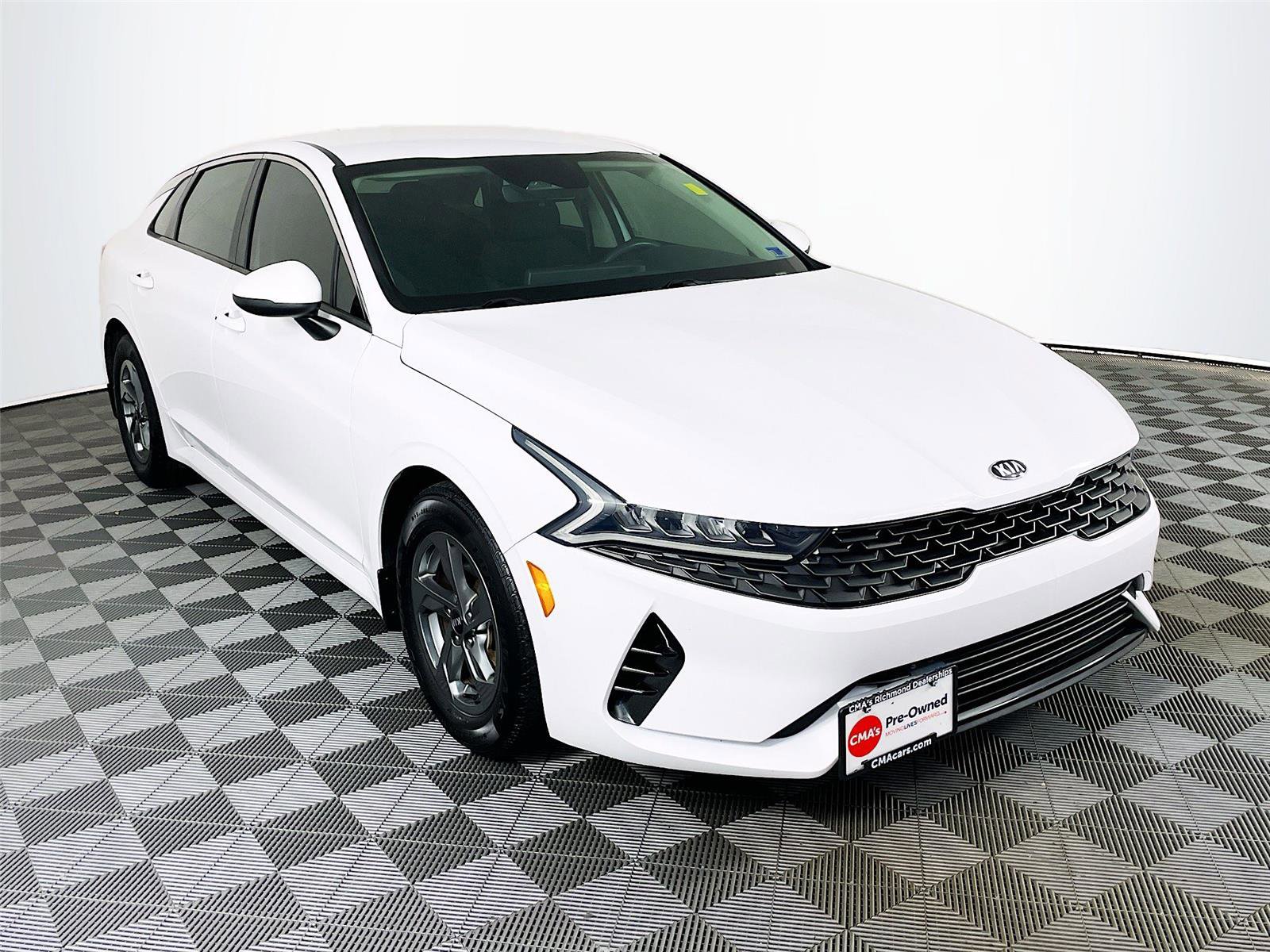 Used 2021 Kia K5 LXS image 1