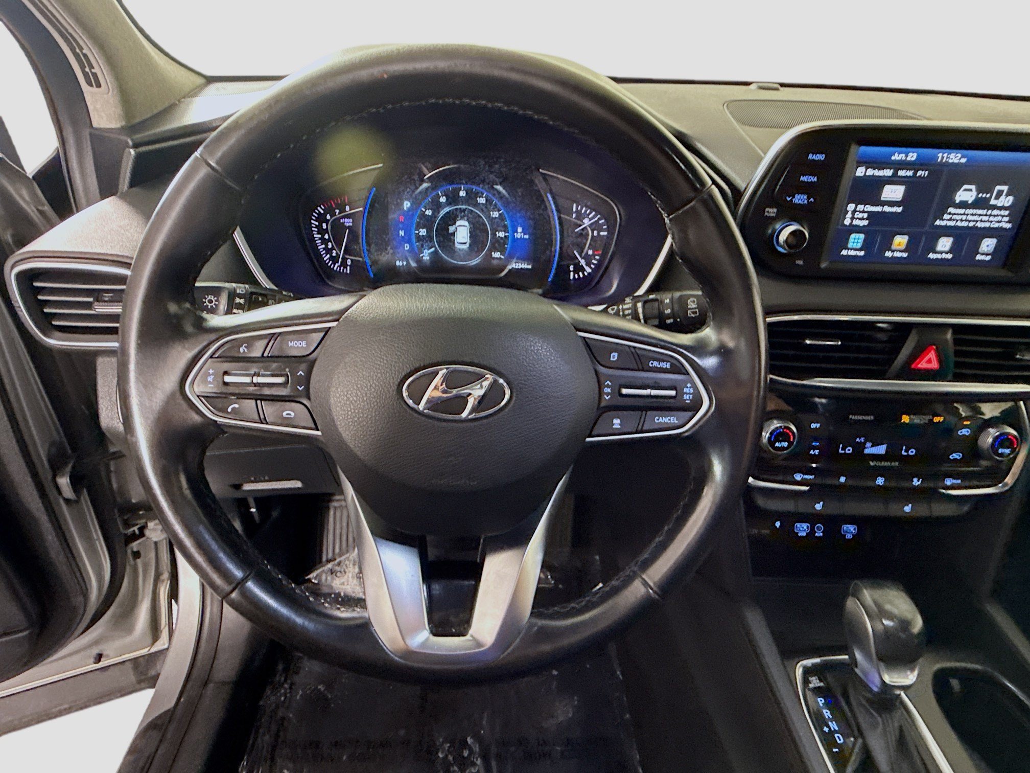 Used 2020 Hyundai Santa Fe SEL AWD/4WD image 13