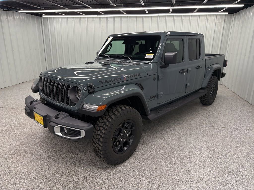 New 2026 Jeep Gladiator Sport image 3