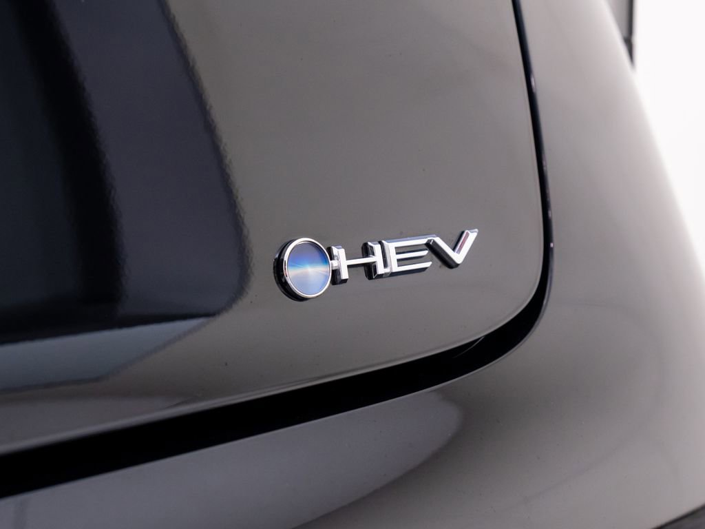 Used 2024 Toyota Prius XLE image 31