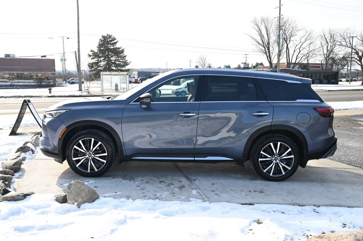 Used 2025 INFINITI QX60 Sensory image 8