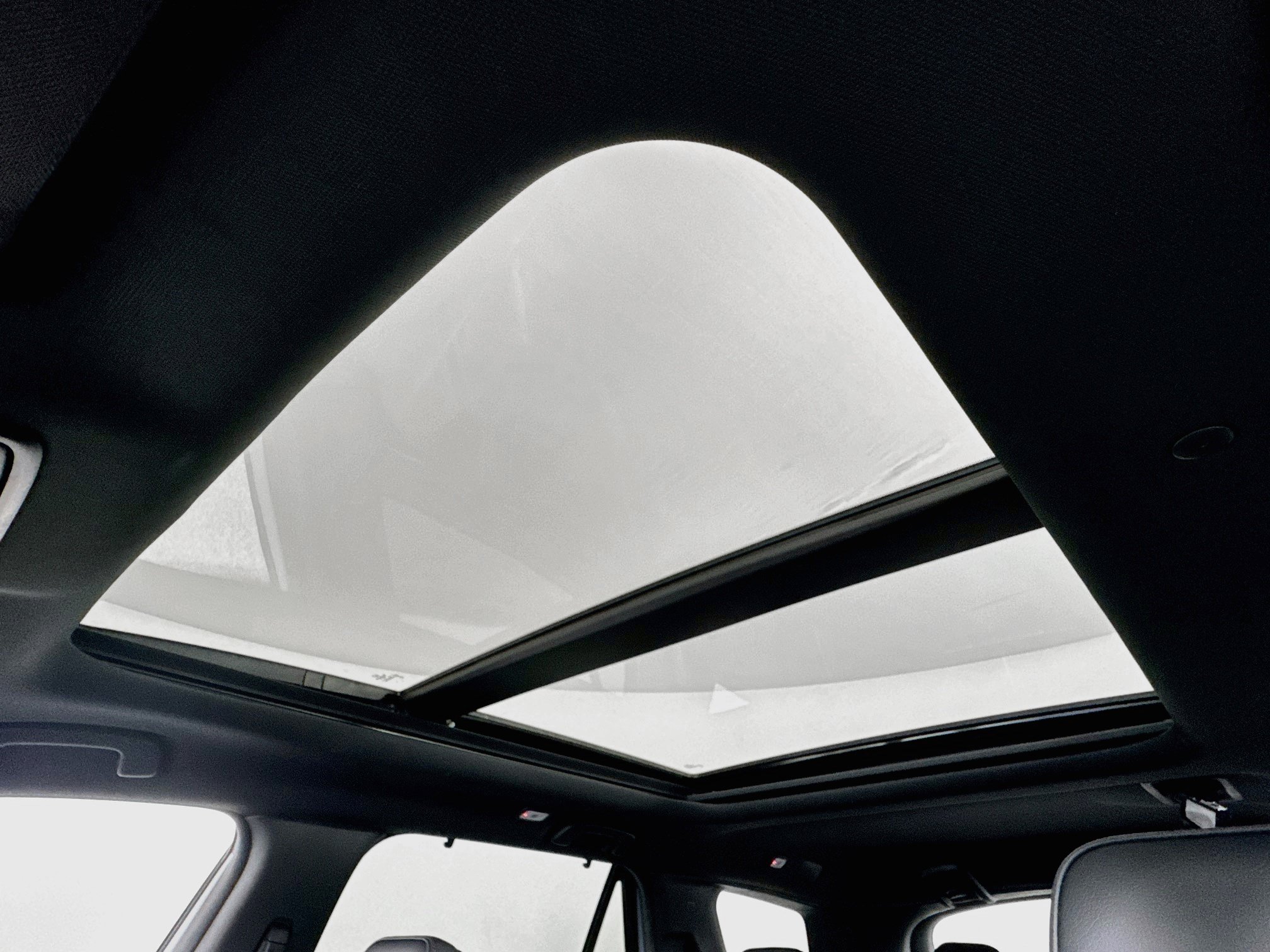 Certified 2025 Honda Pilot Black Edition image 23