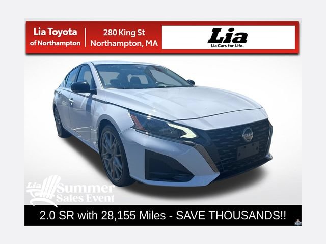 Used 2024 Nissan Altima 2.0 SR FWD image 1
