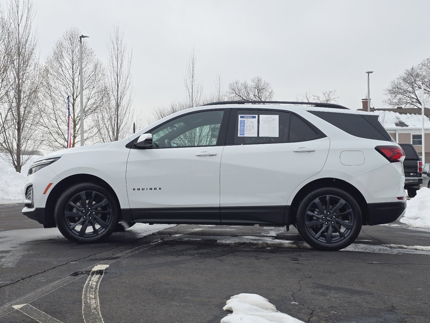 Certified 2022 Chevrolet Equinox RS w/ Infotainment Package image 20