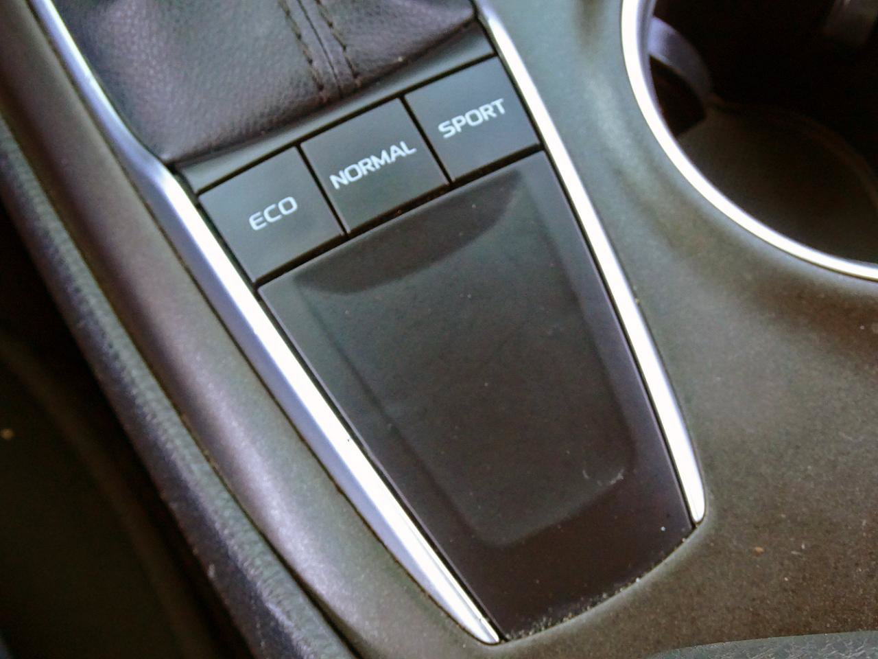 Used 2023 Toyota Camry LE FWD image 28
