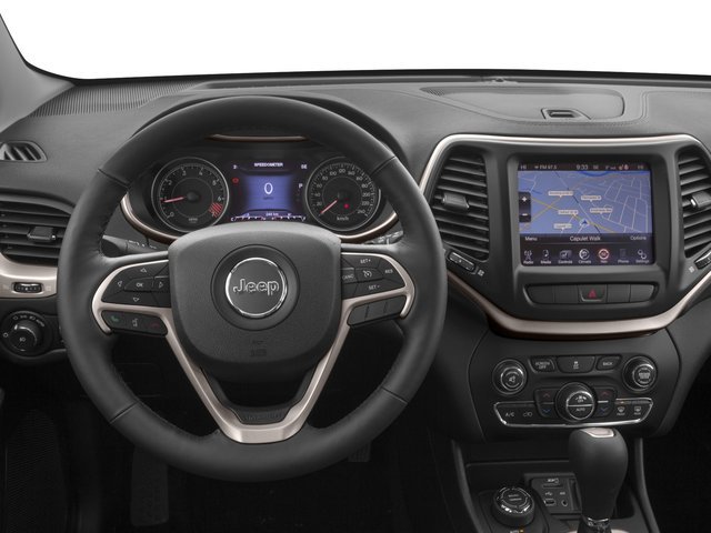 Used 2017 Jeep Cherokee High Altitude AWD/4WD image 10