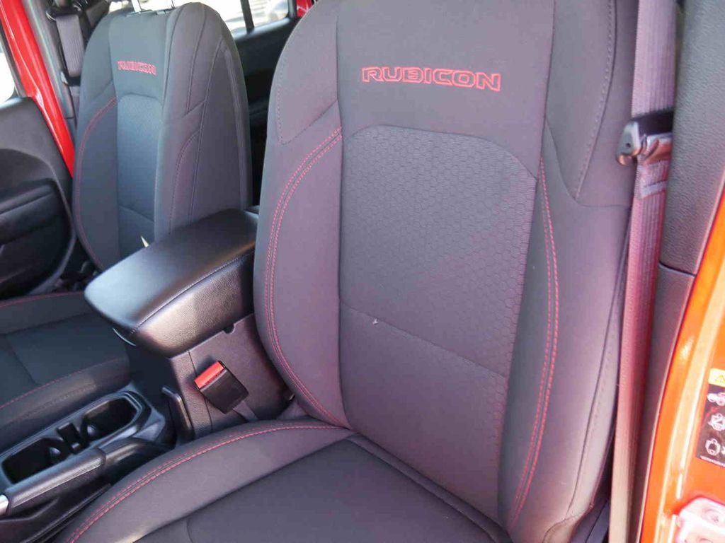 Used 2023 Jeep Wrangler Unlimited Rubicon w/ Steel Bumper Group image 33