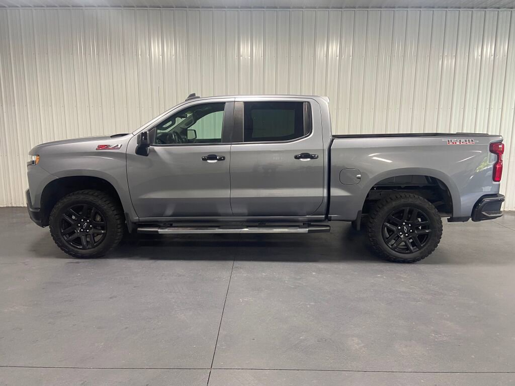 Used 2022 Chevrolet Silverado 1500 LT Trail Boss w/ LPO, Dark Essentials Package image 17