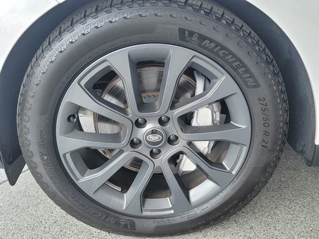 Used 2024 Land Rover Range Rover Sport SE AWD/4WD image 6