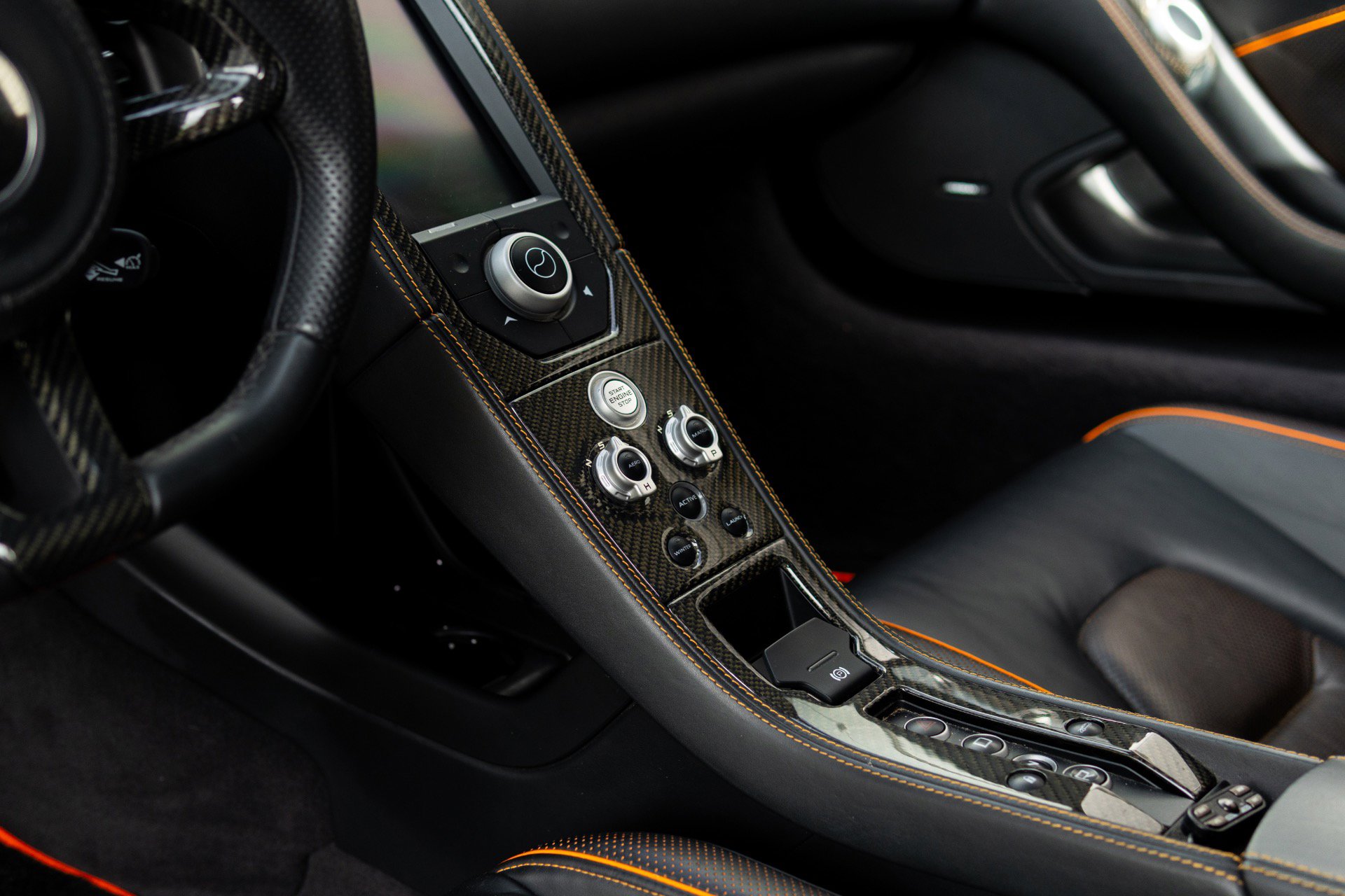 Used 2013 McLaren MP4-12C image 34