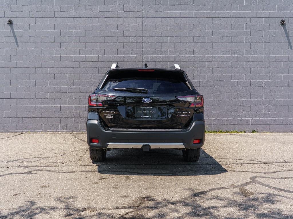 Used 2025 Subaru Outback Touring XT AWD/4WD image 6