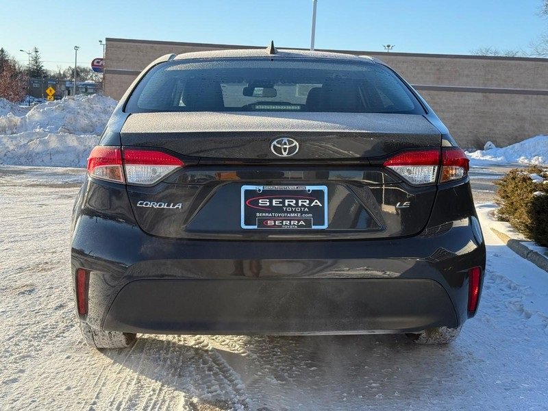 Used 2024 Toyota Corolla LE image 4