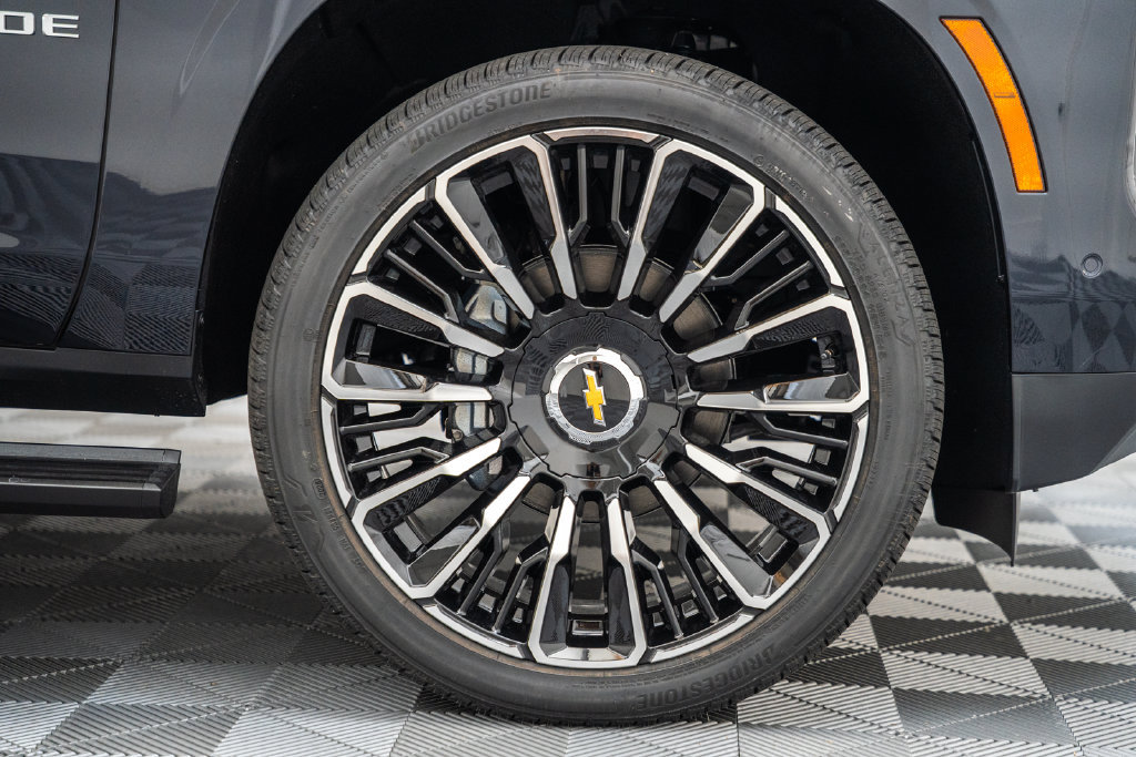 New 2026 Chevrolet Tahoe High Country AWD/4WD image 21