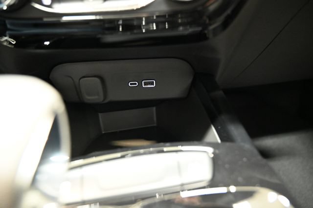 New 2026 Chevrolet Trax RS w/ Driver Confidence Package FWD image 19