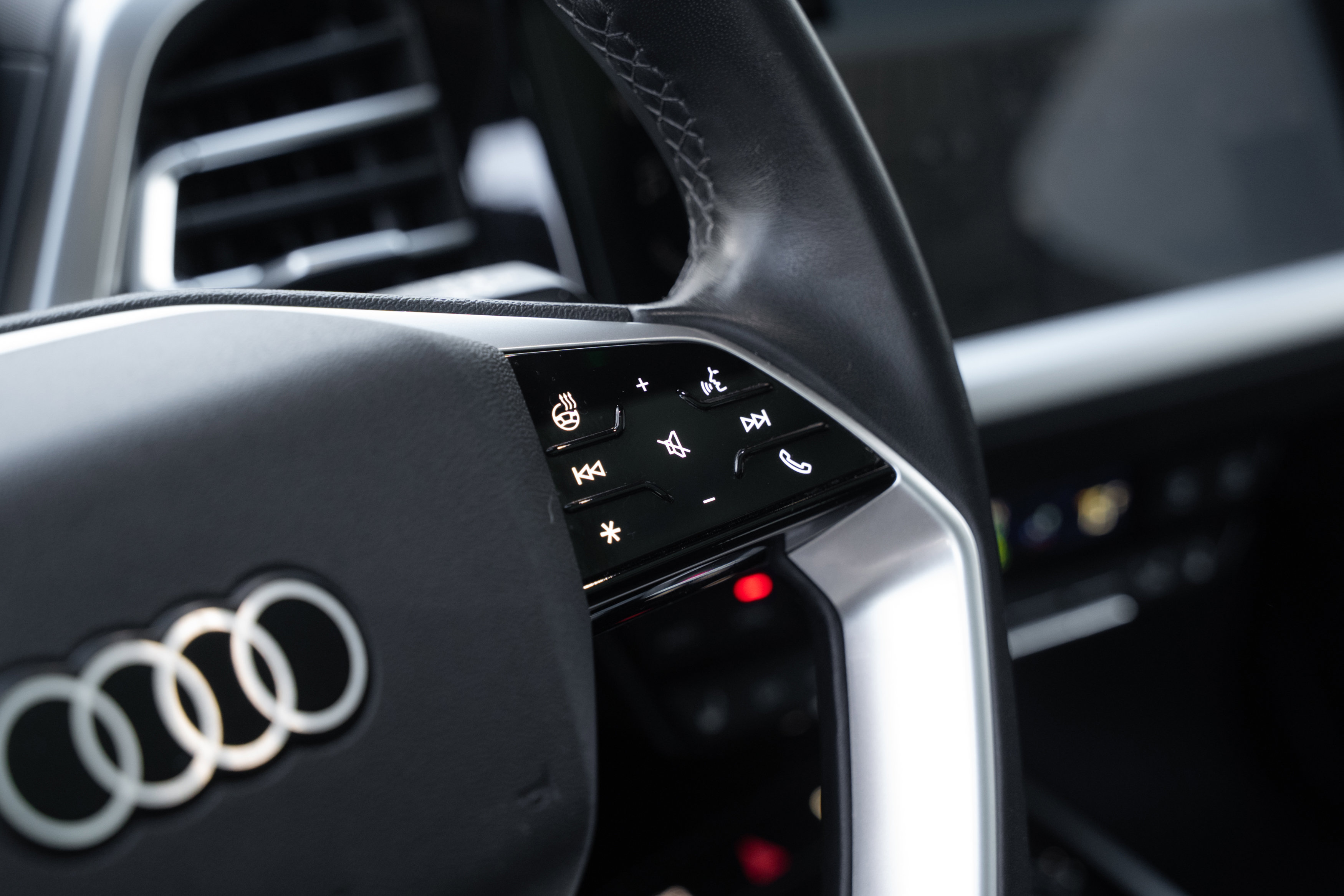 Certified 2023 Audi Q4 e-tron Premium Plus w/ Premium Plus image 13