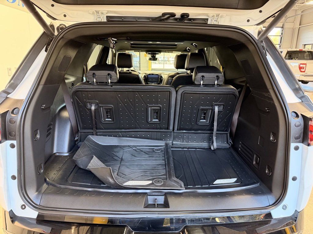Used 2024 Chevrolet Traverse Premier image 8