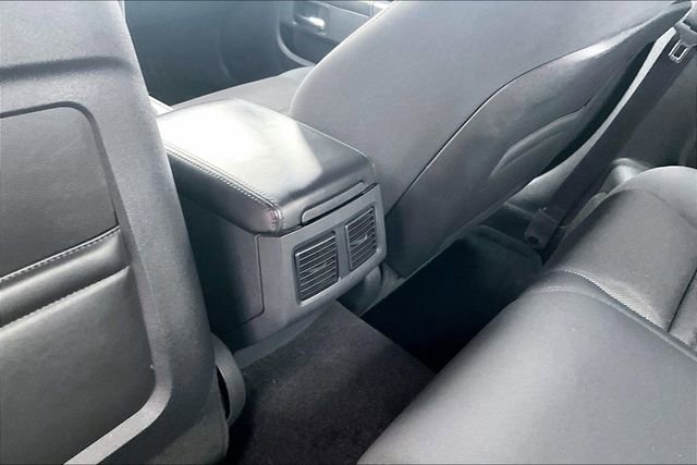 Used 2014 Dodge Challenger R/T image 31