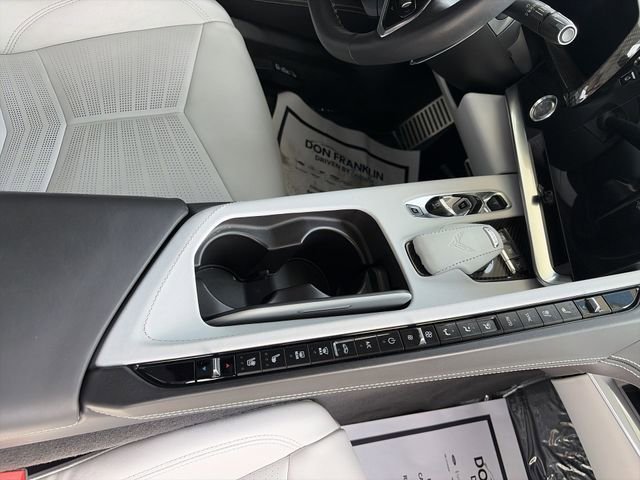 Used 2020 Chevrolet Corvette Stingray Premium Cpe w/ 3LT Preferred Equipment Group RWD image 22