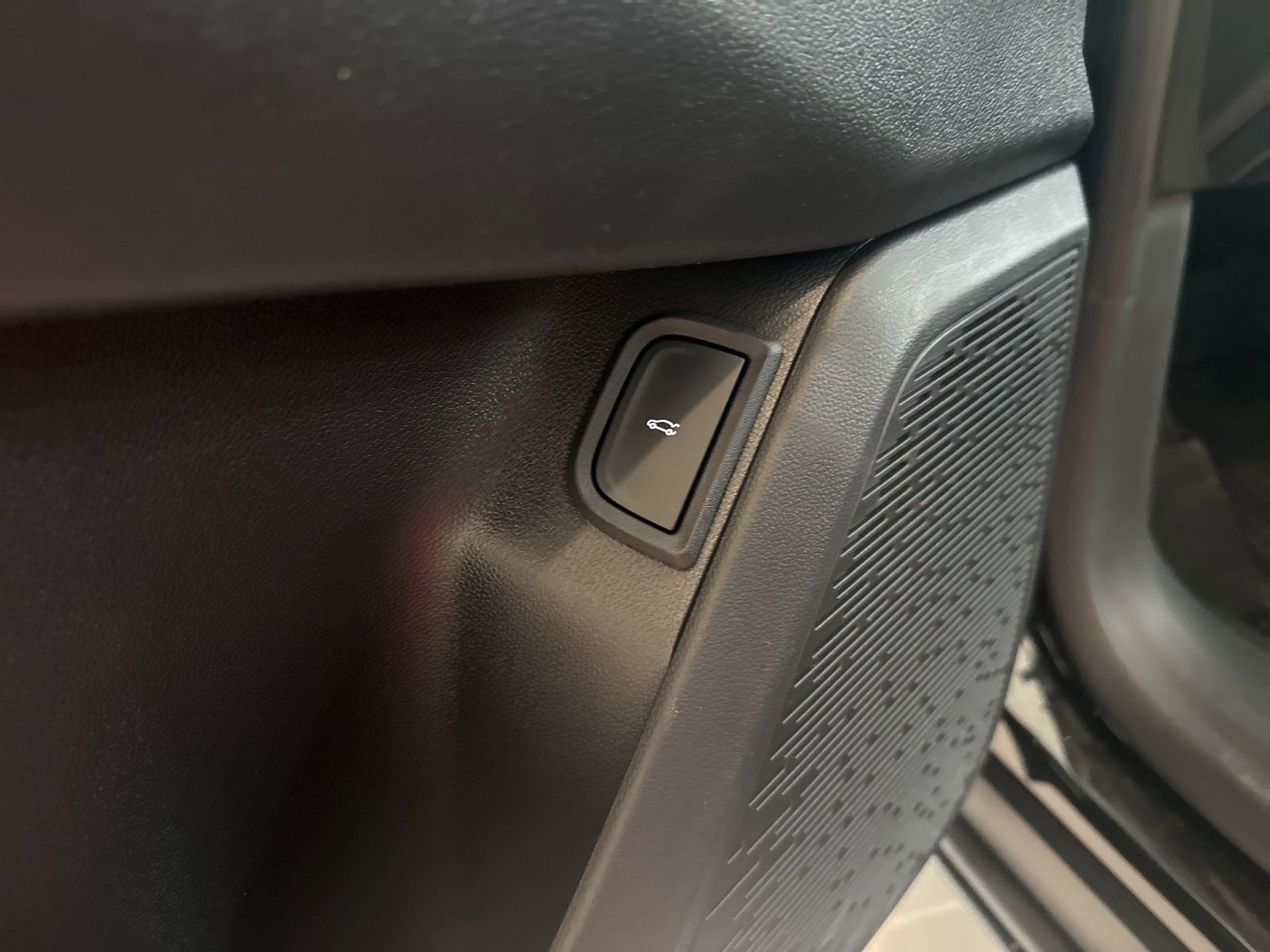 New 2026 Chevrolet Equinox RS w/ Safety and Technology Package image 17