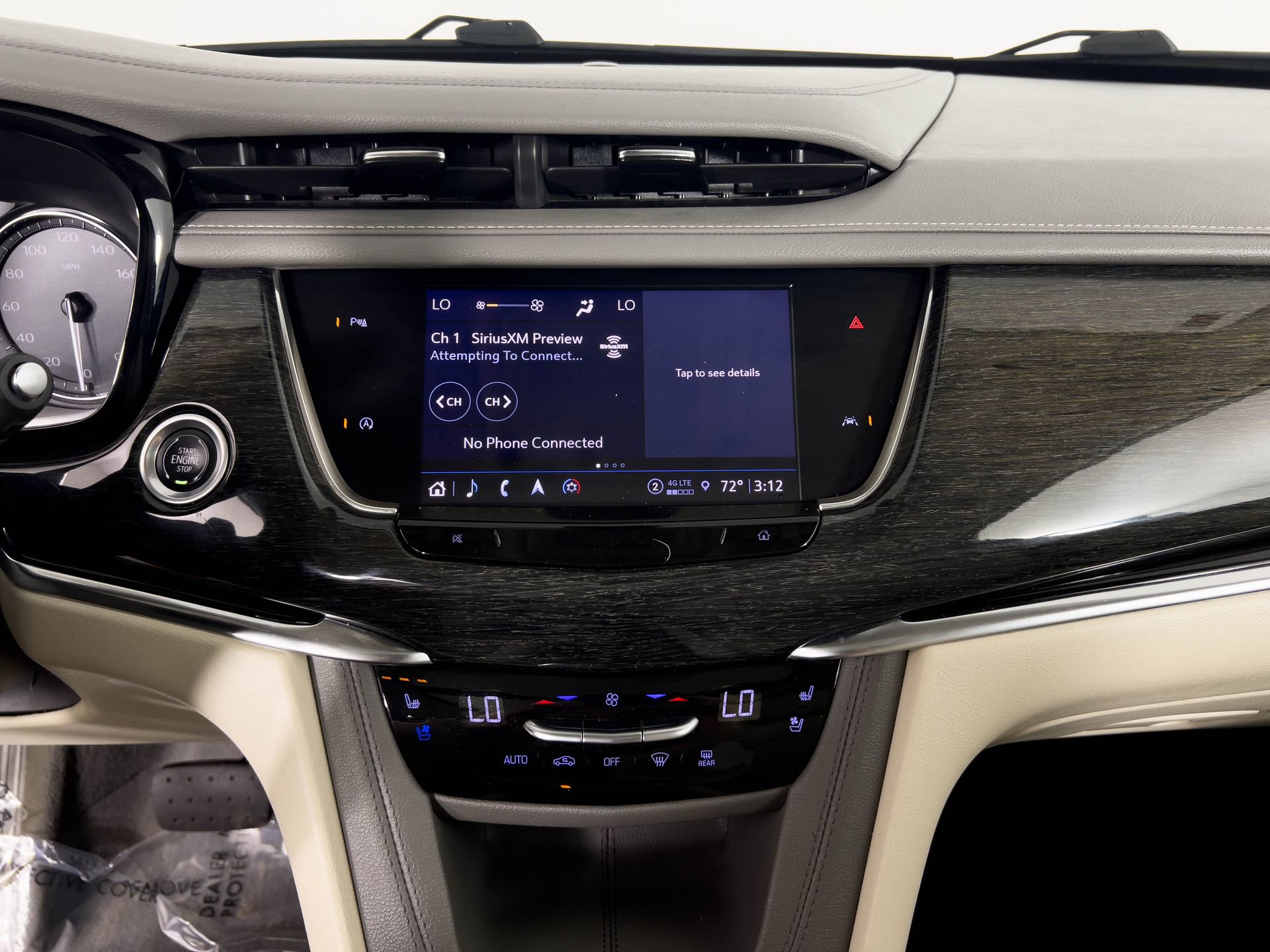 Used 2022 Cadillac XT6 Premium Luxury image 28