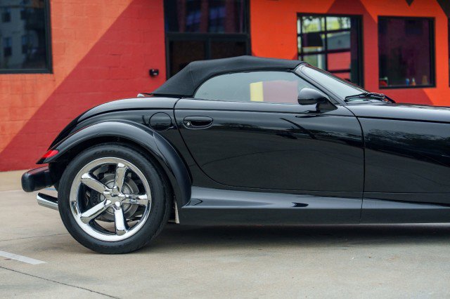 Used 2000 Plymouth Prowler image 20