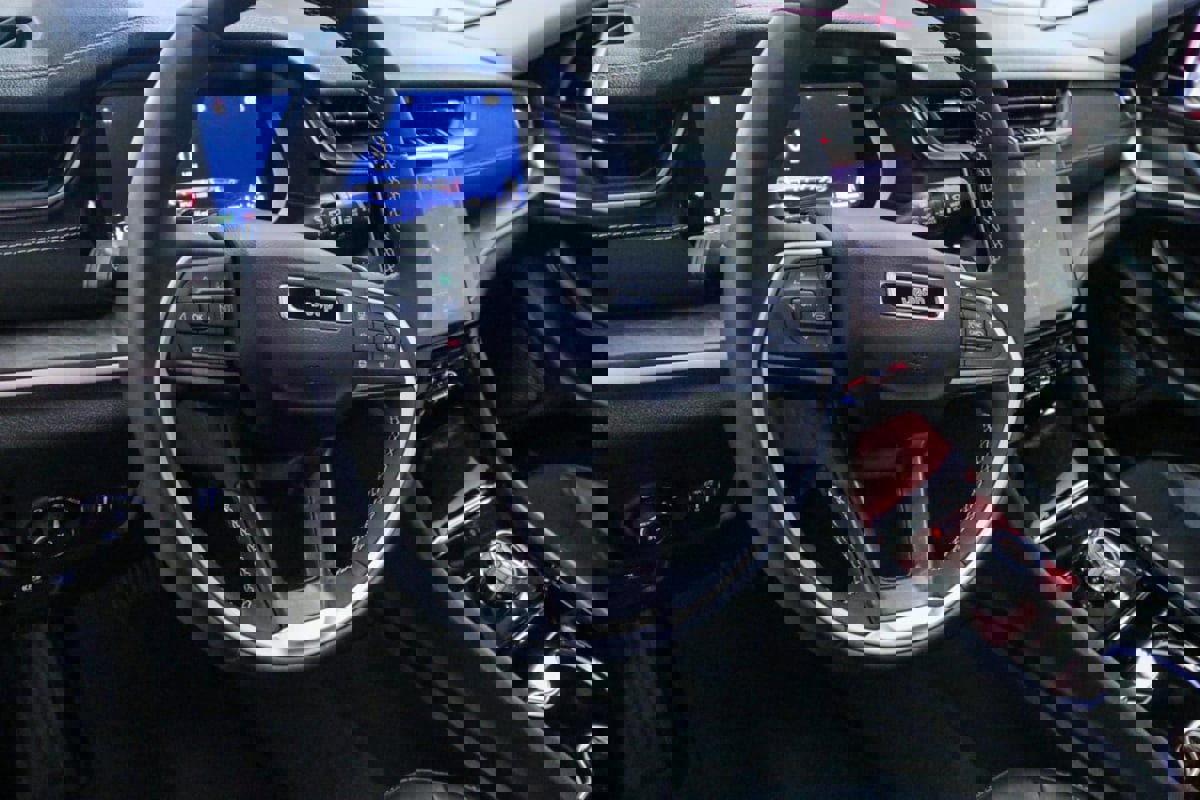 Used 2023 Jeep Grand Cherokee Limited w/ Trailer Tow Prep Group (B) image 11