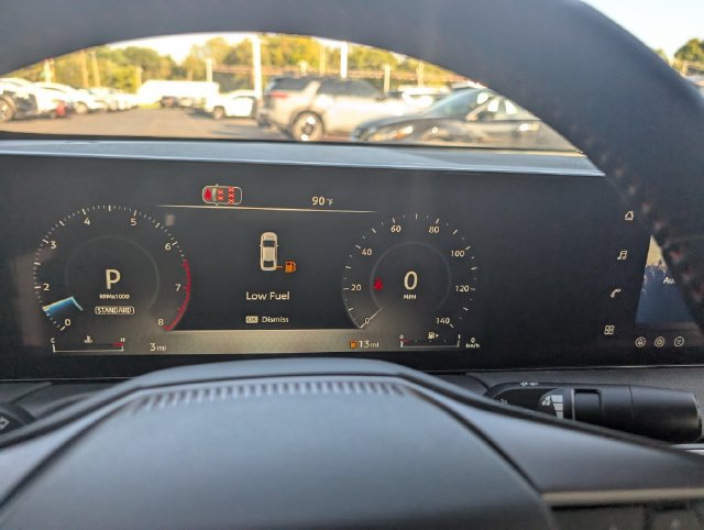 New 2027 Nissan Sentra SR w/ SR Premium Package FWD image 22