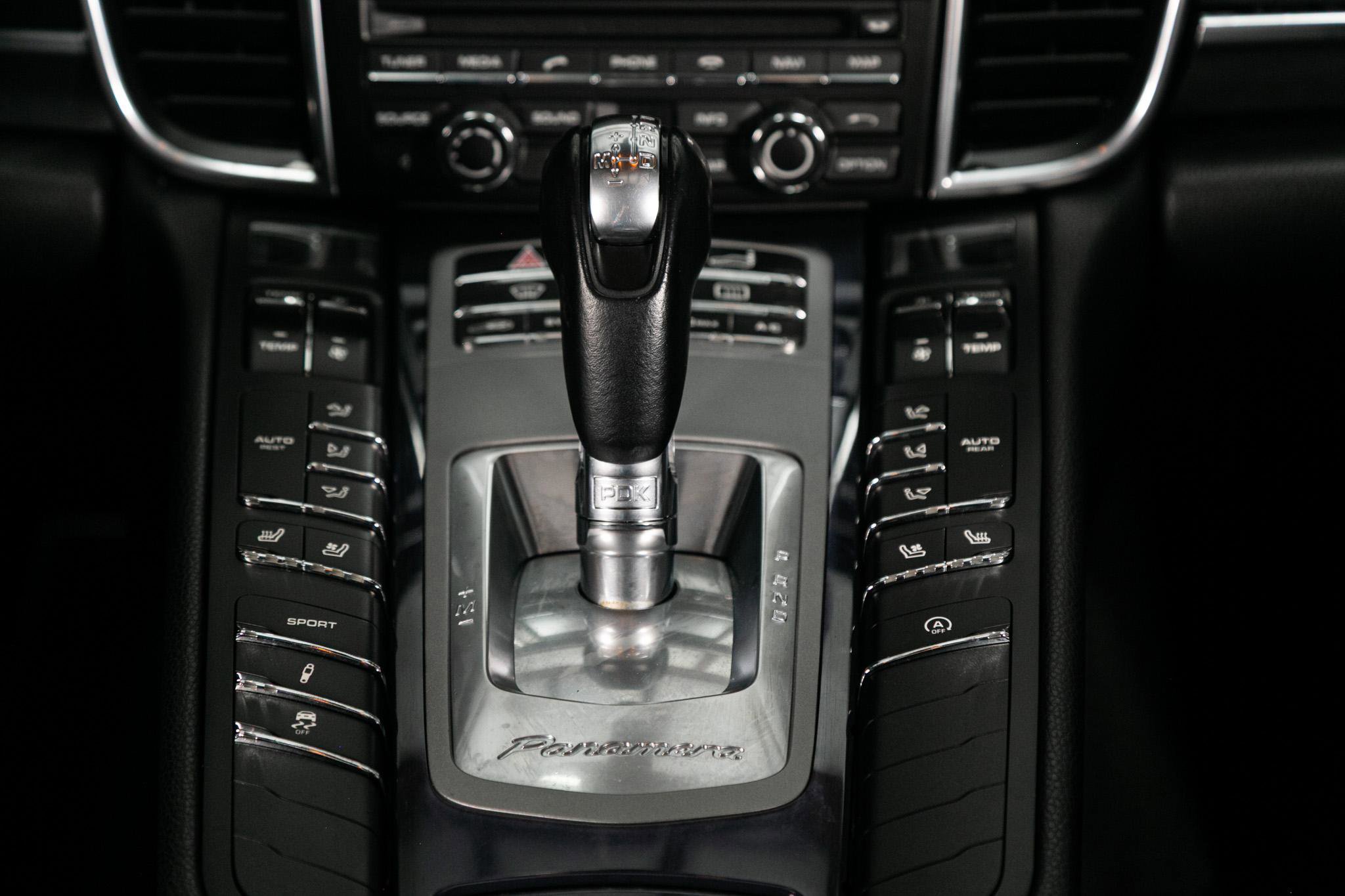 Used 2015 Porsche Panamera 4dr HB 4 image 12