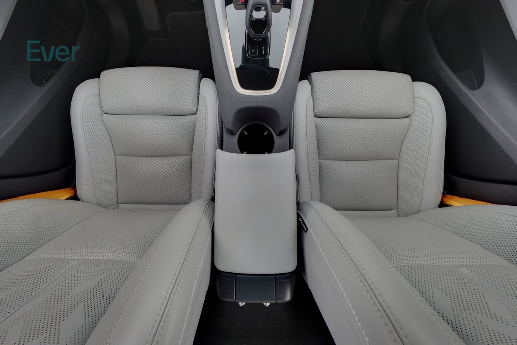 Used 2023 Polestar Polestar 2 w/ Pilot Pack AWD/4WD image 27