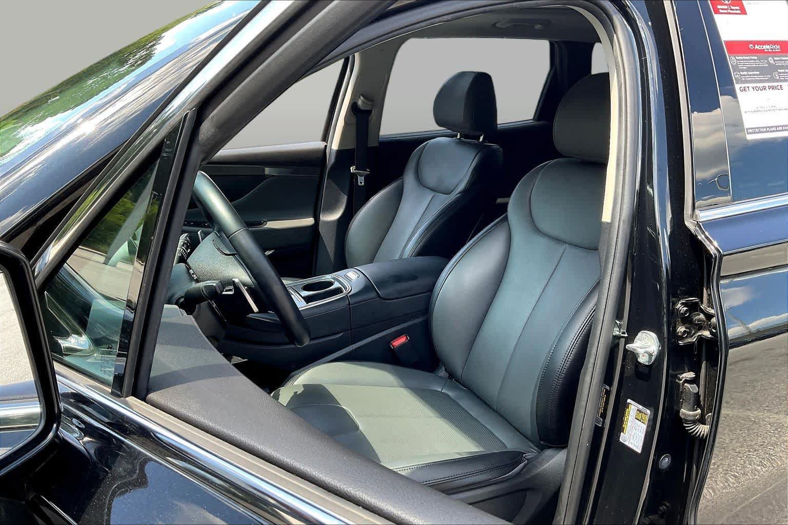 Used 2023 Hyundai Santa Fe SEL w/ Premium Package FWD image 8