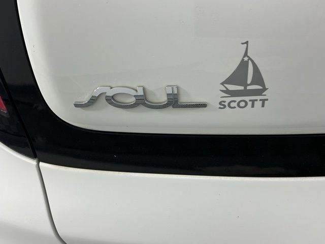 Used 2018 Kia Soul FWD image 19