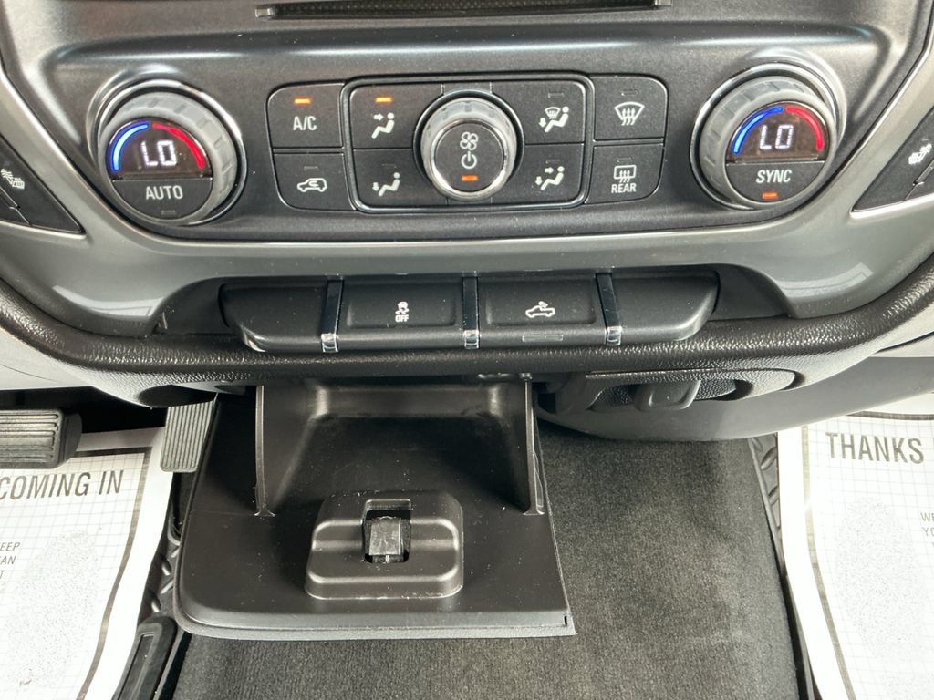 Used 2015 Chevrolet Silverado 3500 LT w/ LT Convenience Package AWD/4WD image 16