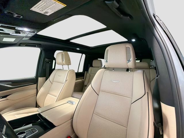 Certified 2024 Cadillac Escalade ESV Premium Luxury w/ Performance Package image 21