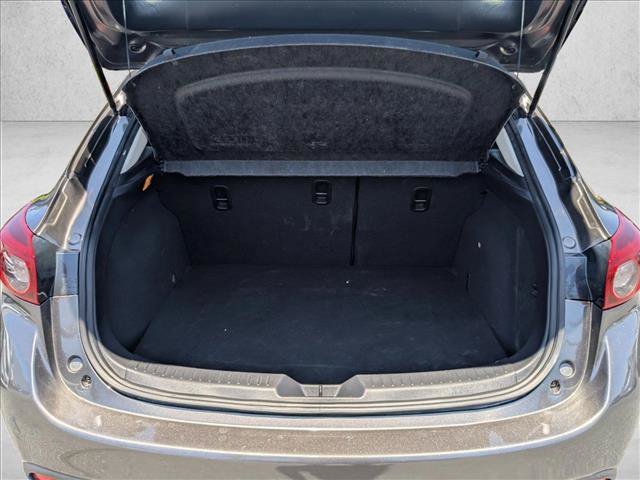 Used 2016 MAZDA MAZDA3 s Grand Touring w/ Technology Package FWD image 6