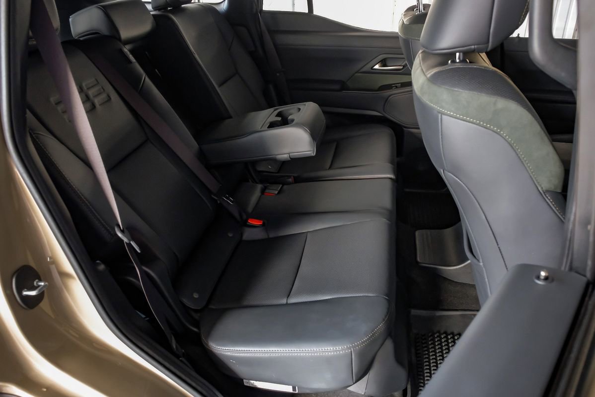 Used 2025 Lexus GX 550 image 33