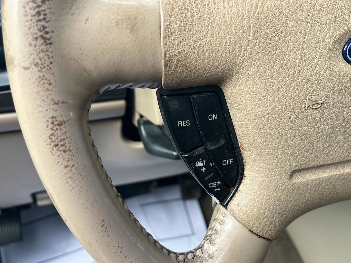 Used 2003 Ford Expedition Eddie Bauer image 9