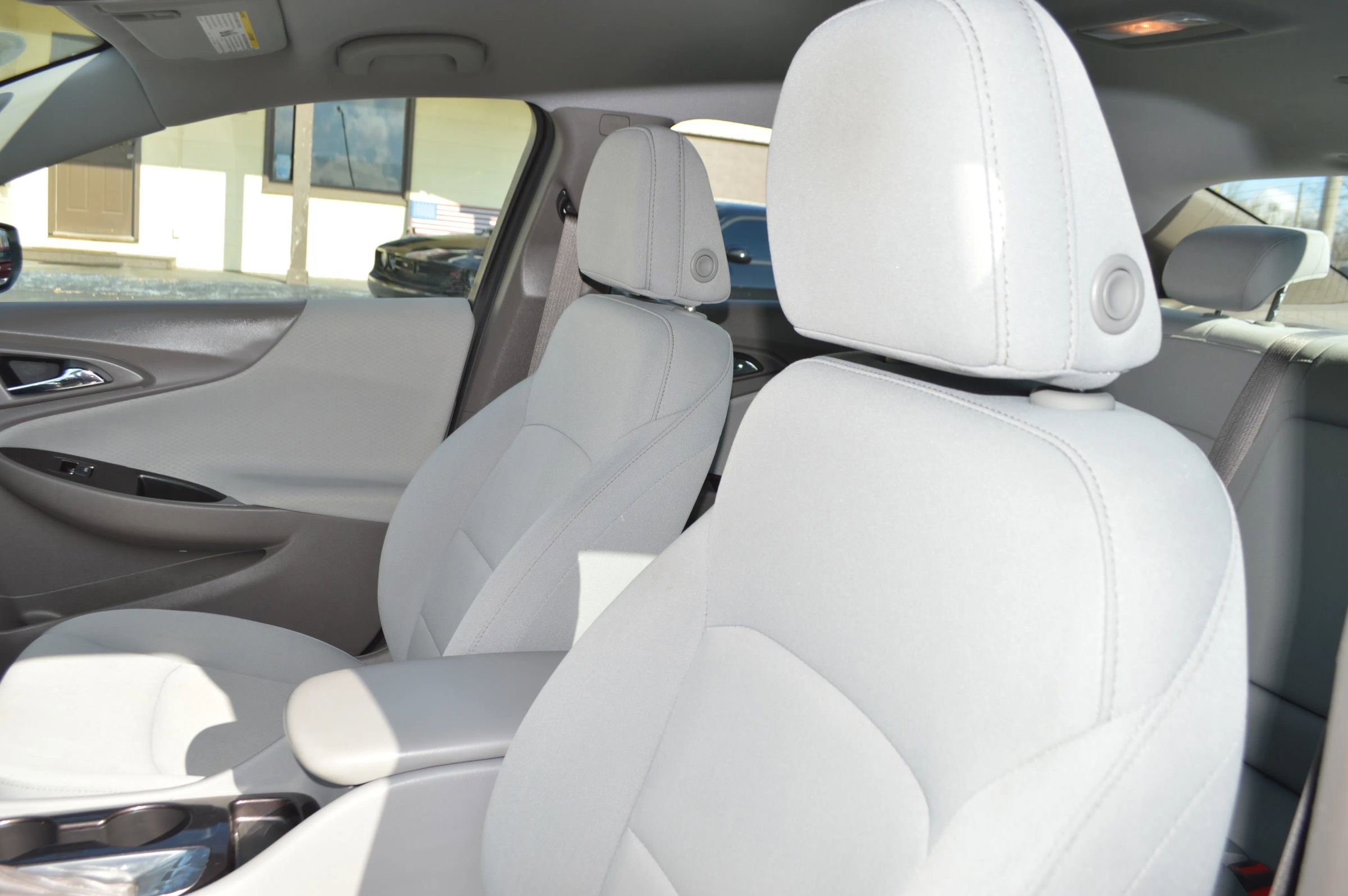 Used 2017 Chevrolet Malibu LS FWD image 16