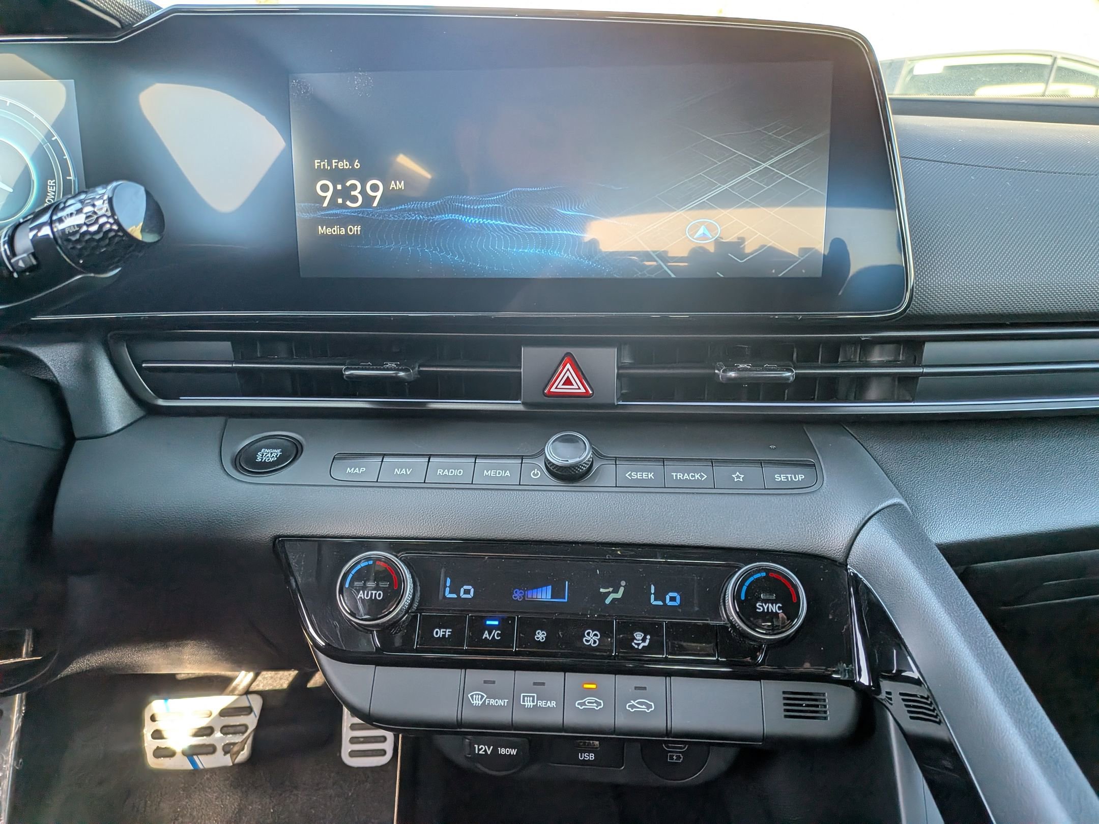 New 2026 Hyundai Elantra Sport FWD image 10