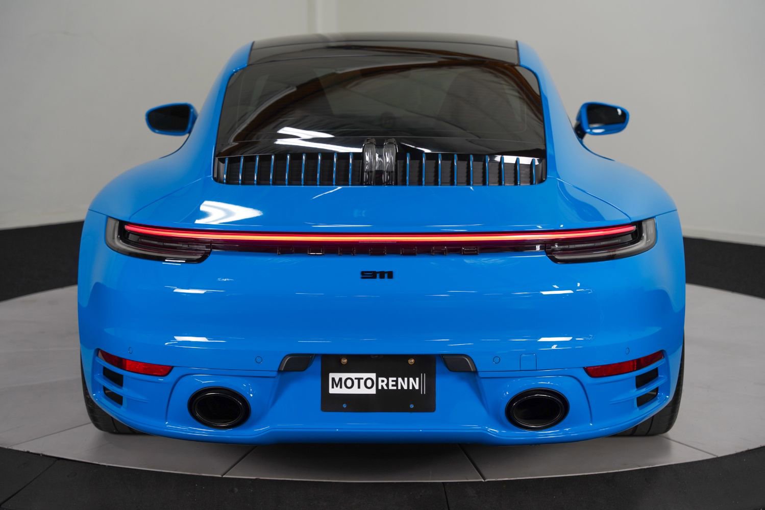 Used 2023 Porsche 911 Carrera w/ Sport Chrono Package RWD image 8