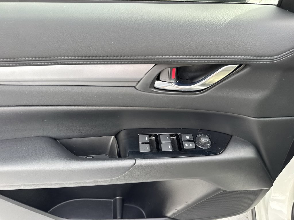 Used 2018 MAZDA CX-5 Touring FWD image 40