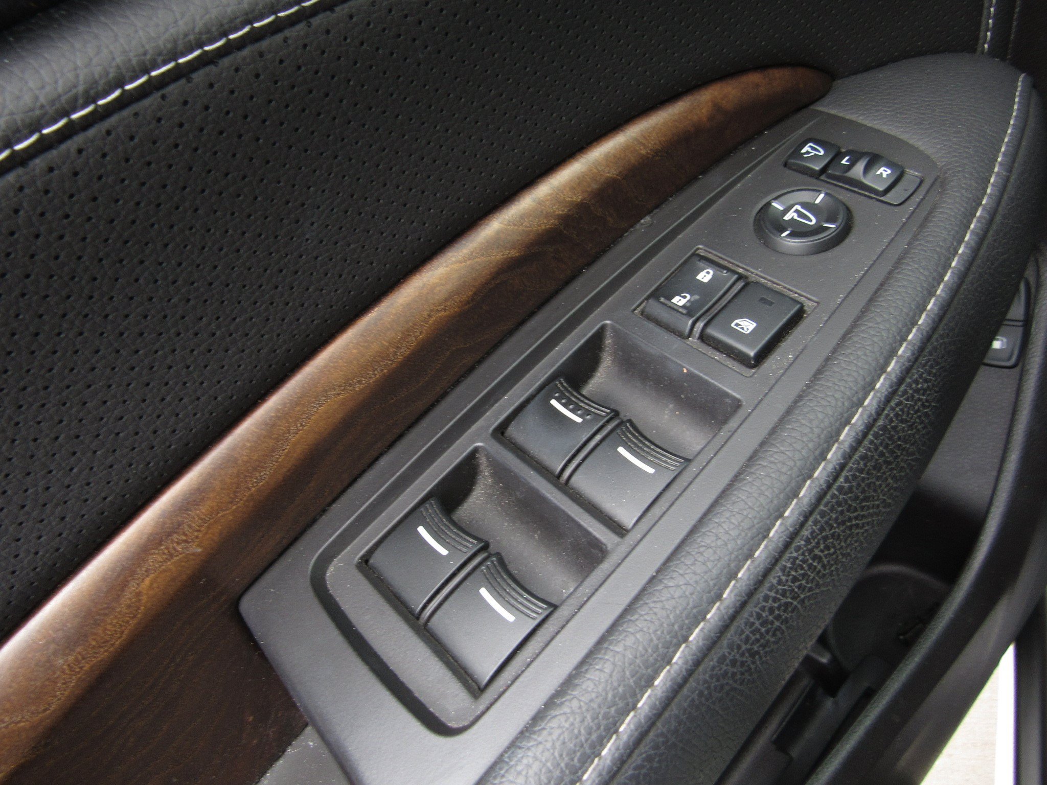 Certified 2020 Acura MDX SH-AWD w/ Technology Package image 24