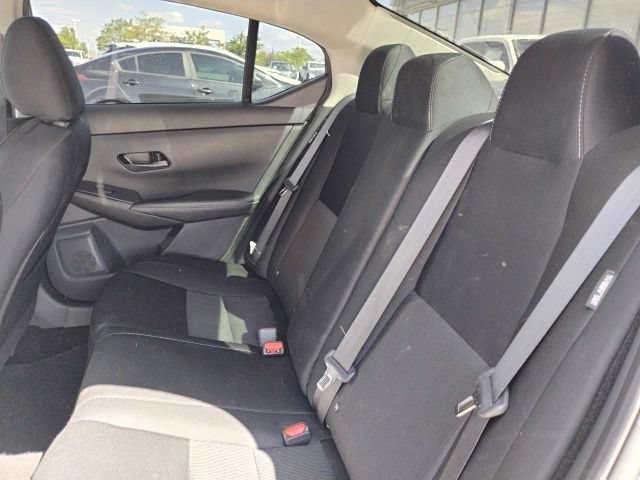 Used 2024 Nissan Sentra SV FWD image 9