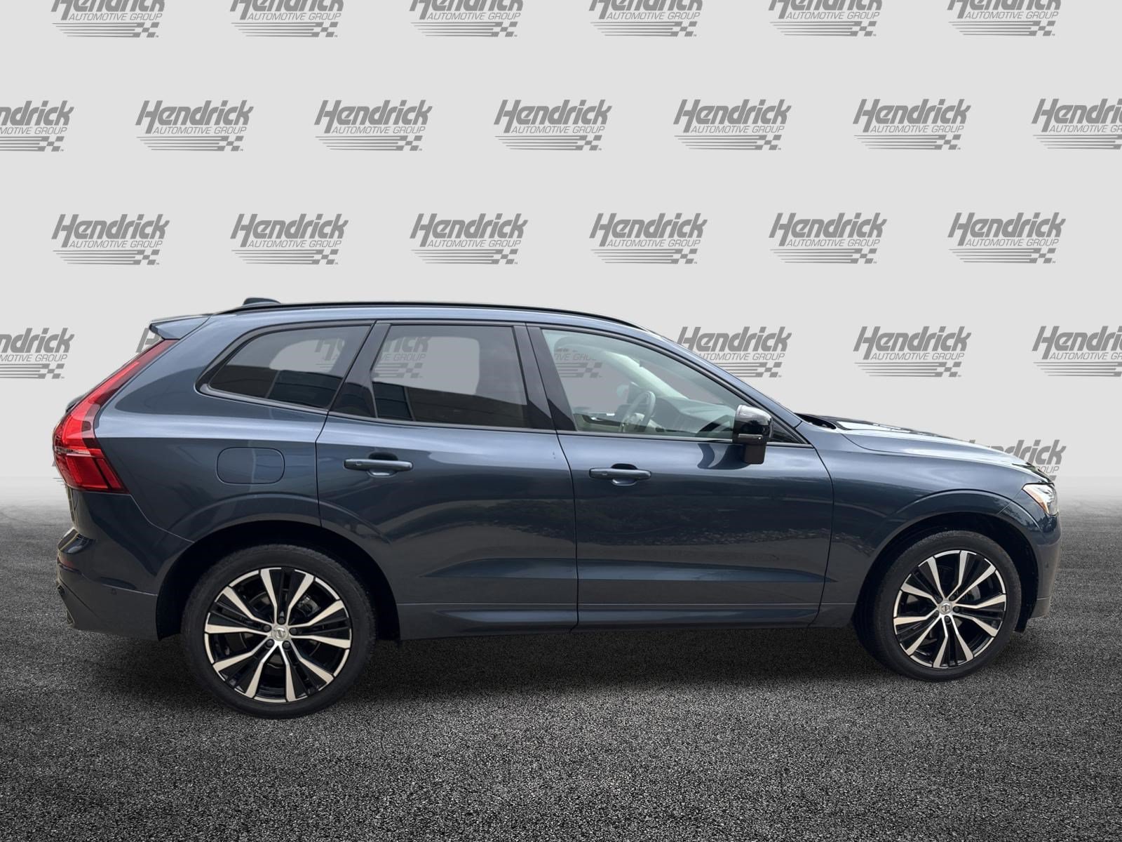 Used 2024 Volvo XC60 B5 Plus w/ Protection Package Premier AWD/4WD image 11