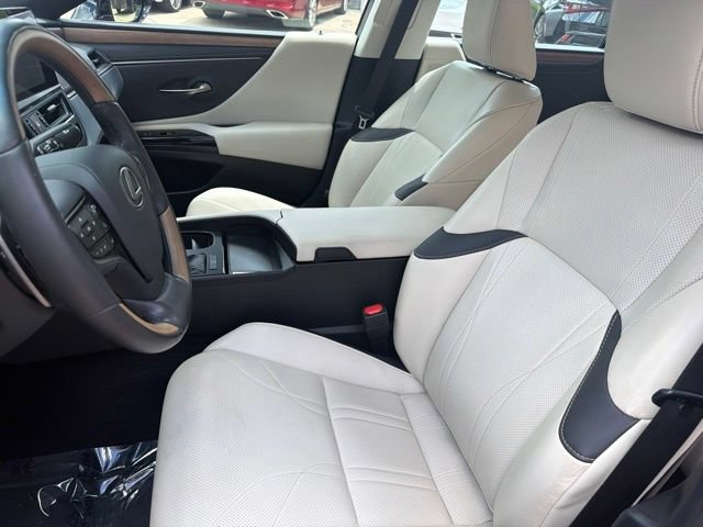 Used 2024 Lexus ES 350 w/ Technology Package FWD image 13
