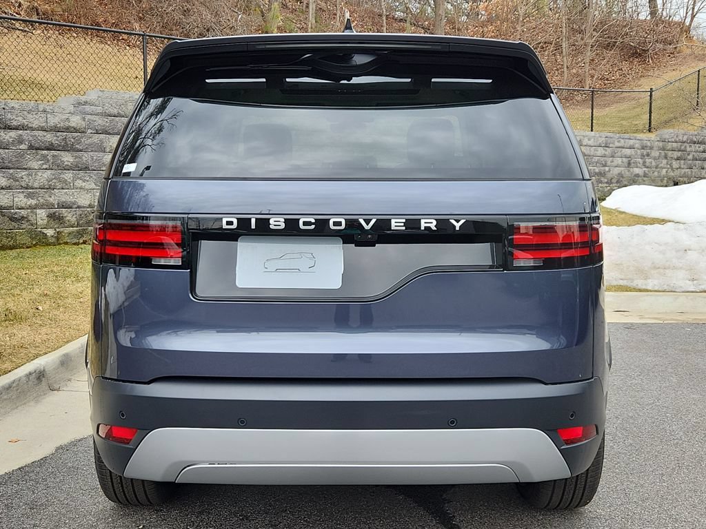 Used 2026 Land Rover Discovery S AWD/4WD image 7